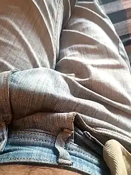 Snapshot of rjxraj chatting on 03-18-25, 07:08 rjxraj online show from 03-18-25, 07:08