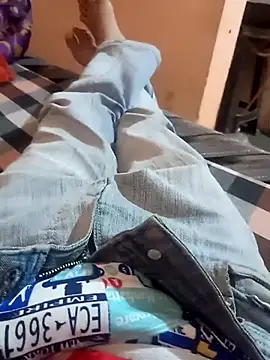 Snapshot of rjxraj chatting on 03-21-25, 07:00 rjxraj online show from 03-21-25, 07:00