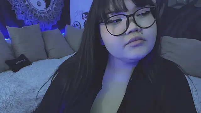 Snapshot of LeyaKan chatting on 01-28-25, 04:08 LeyaKan online show from 01-28-25, 04:08