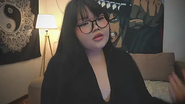 Snapshot of LeyaKan chatting on 02-02-25, 06:58 LeyaKan online show from 02-02-25, 06:58