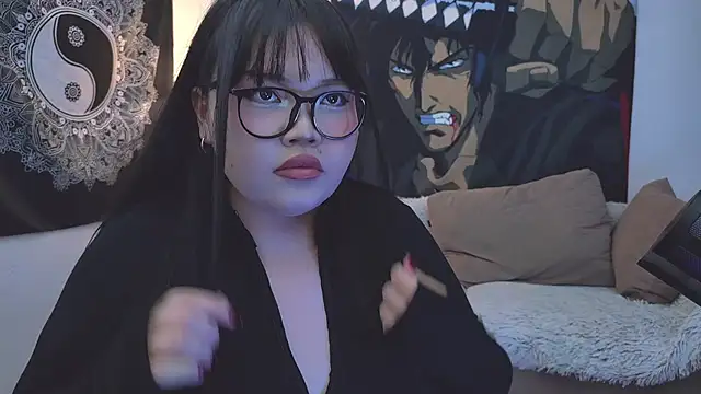 Snapshot of LeyaKan chatting on 02-07-25, 09:26 LeyaKan online show from 02-07-25, 09:26