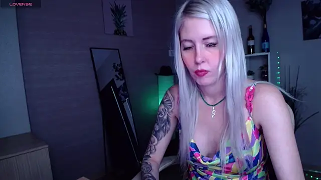 Mermaid N online show from 01-22-25, 04:44