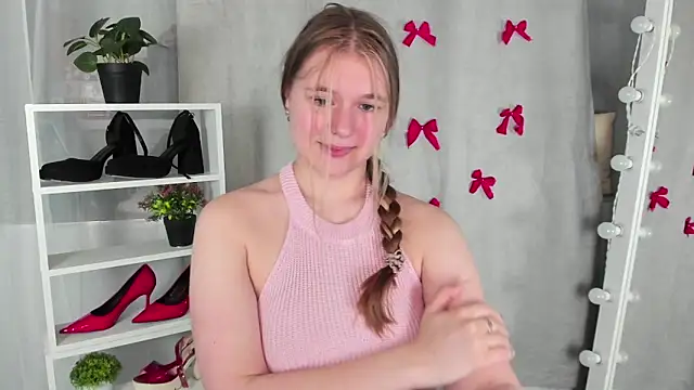 Snapshot of Rebecca_Kelly chatting on 01-28-25, 09:40 Rebecca Kelly online show from 01-28-25, 09:40