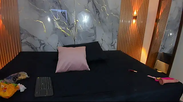 ShanellBlack online show from 03-04-25, 01:06