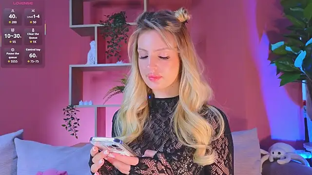 Snapshot of Grace_Gordon chatting on 11-21-25, 05:17 Grace Gordon online show from 11-21-25, 05:17