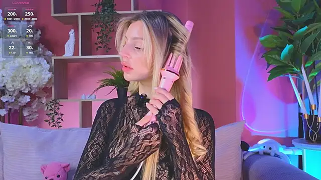 Snapshot of Grace_Gordon chatting on 11-27-25, 05:09 Grace Gordon online show from 11-27-25, 05:09