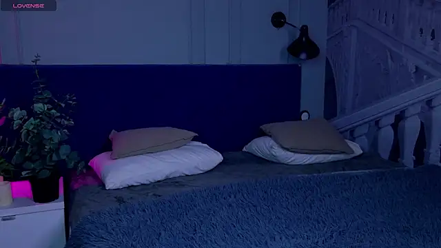 Liv Fay online show from 12-06-24, 01:33