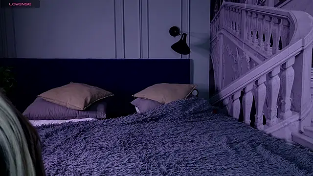 Liv Fay online show from 01-23-25, 01:35