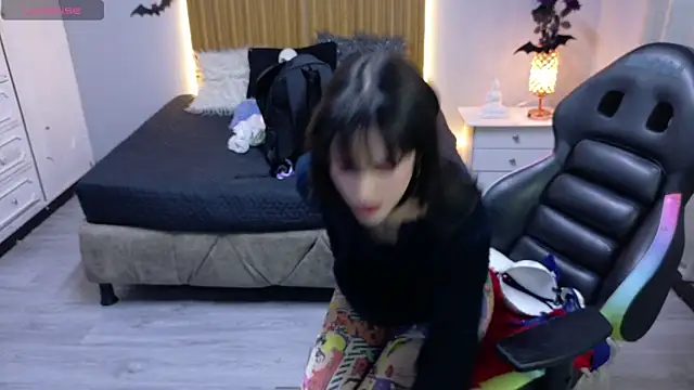 Snapshot of sailor_moon07 chatting on 10-04-25, 04:54 sailor moon07 online show from 10-04-25, 04:54