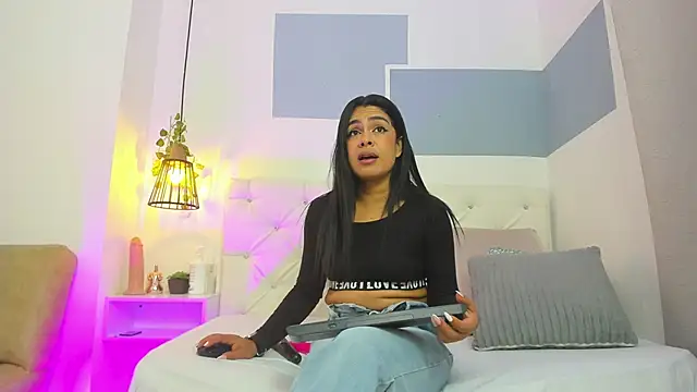 hannah gray online show from 02-17-25, 11:13