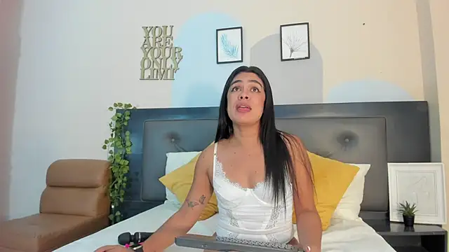 hannah gray online show from 03-01-25, 09:04