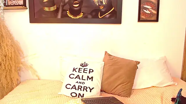 Snapshot of NahomyAndrews chatting on 10-22-25, 02:39 NahomyAndrews online show from 10-22-25, 02:39