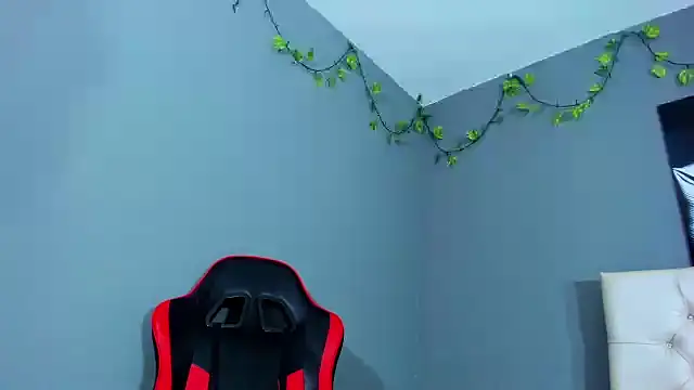 JazirMartinez online show from 09-11-25, 01:00