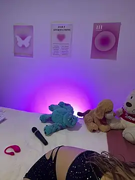 Snapshot of Ashley_D chatting on 03-22-25, 01:32 Ashley D online show from 03-22-25, 01:32