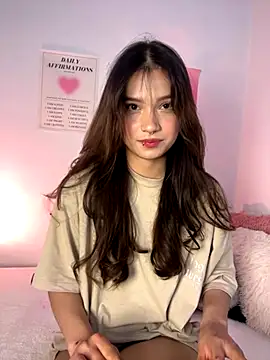 Snapshot of Ashley_D chatting on 09-20-25, 08:04 Ashley D online show from 09-20-25, 08:04