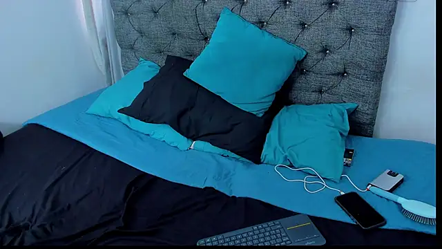 dominic smith  online show from 12-16-24, 09:52