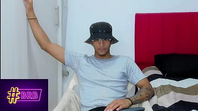 dominic smith  online show from 03-12-25, 01:47