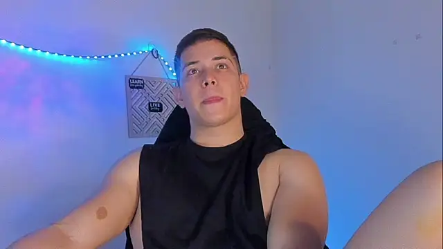 Alan hadid1 online show from 03-13-25, 11:38