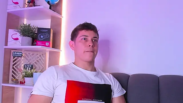 Alan hadid1 online show from 03-09-26, 08:35