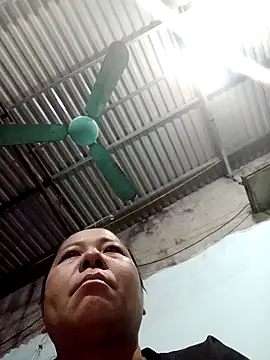 Queen 18200 online show from 11-02-25, 10:34