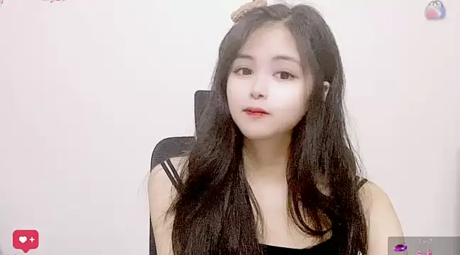 Snapshot of ---MIA--- chatting on 03-15-25, 08:58 ---MIA--- online show from 03-15-25, 08:58