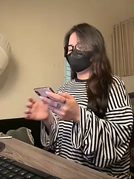 Jenni nana online show from 12-22-25, 06:43