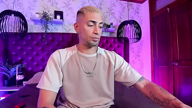 DrakeNeumann online show from 04-06-26, 04:46