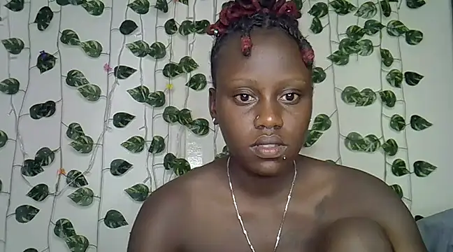 Snapshot of sexybree_ chatting on 01-08-25, 01:11 sexybree  online show from 01-08-25, 01:11