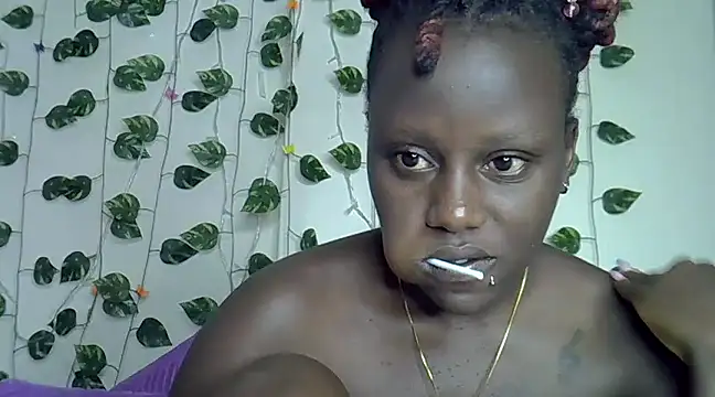 Snapshot of sexybree_ chatting on 02-11-25, 01:30 sexybree  online show from 02-11-25, 01:30