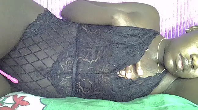 Snapshot of sexybree_ chatting on 02-21-25, 09:43 sexybree  online show from 02-21-25, 09:43