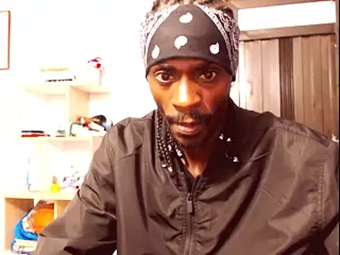 phillip-hot online show from 01-03-25, 03:16