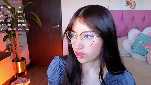 Snapshot of eimy22 chatting on 01-12-25, 05:11 eimy22 online show from 01-12-25, 05:11