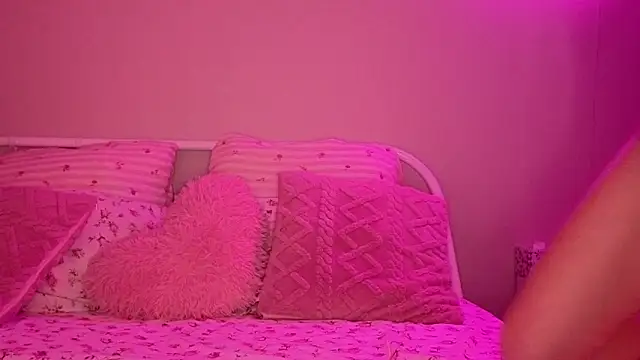 KateVon online show from 11-26-25, 06:09