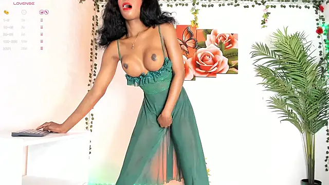Snapshot of Valeria_Thompson1 chatting on 02-17-25, 08:04 Valeria Thompson1 online show from 02-17-25, 08:04