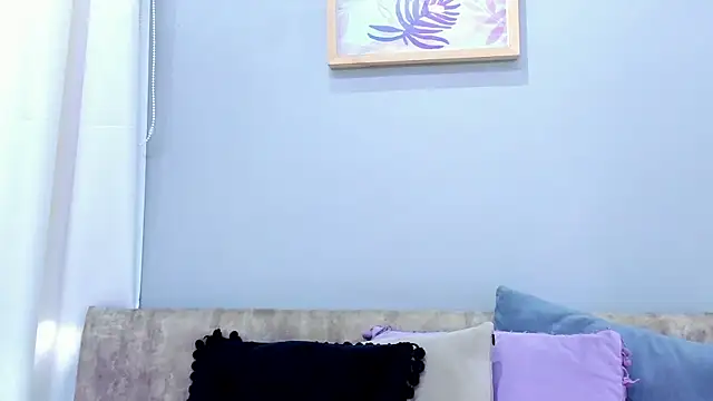 Miranda doll  online show from 02-28-25, 12:09