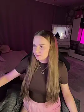 Lexi noah online show from 11-04-25, 09:58