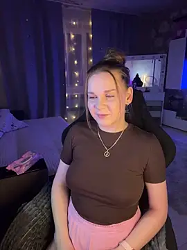 Lexi noah online show from 12-19-25, 09:33