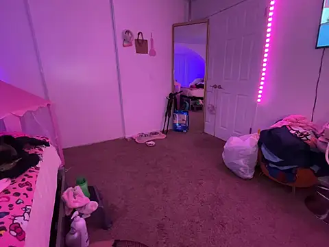 Onlypawzz online show from 03-06-26, 09:17