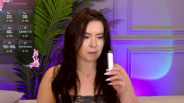 Snapshot of TrishaWinslet chatting on 03-16-25, 04:20 TrishaWinslet online show from 03-16-25, 04:20