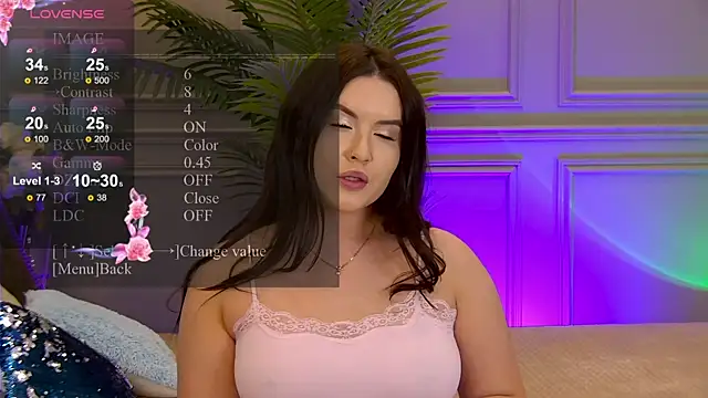 Snapshot of TrishaWinslet chatting on 03-22-25, 04:45 TrishaWinslet online show from 03-22-25, 04:45