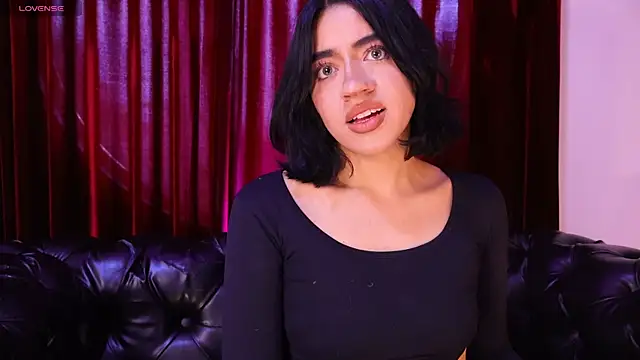 KasiaNoir  online show from 04-14-26, 02:45