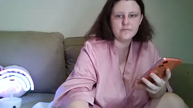 Snapshot of tvshtvsh24 chatting on 02-07-25, 09:37 tvshtvsh24 online show from 02-07-25, 09:37