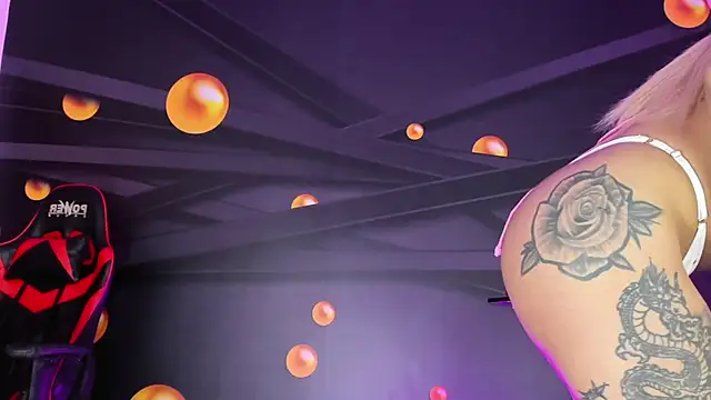 Snapshot of filletatouee chatting on 01-21-25, 12:36 filletatouee online show from 01-21-25, 12:36