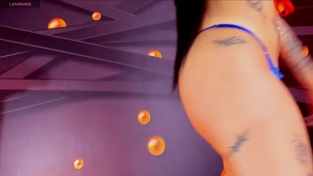 Snapshot of filletatouee chatting on 03-23-25, 12:04 filletatouee online show from 03-23-25, 12:04