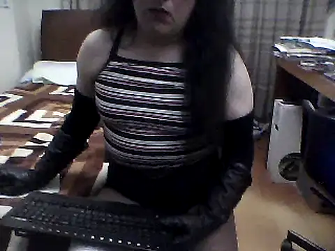 Snapshot of Wanda_Bella chatting on 12-14-24, 05:51 Wanda Bella online show from 12-14-24, 05:51