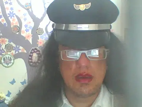 Snapshot of Wanda_Bella chatting on 09-24-25, 03:32 Wanda Bella online show from 09-24-25, 03:32