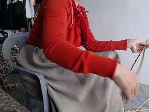 Snapshot of nolame18xxx chatting on 10-23-25, 02:22 nolame18xxx online show from 10-23-25, 02:22