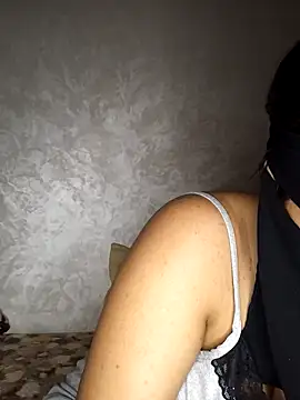 Narimane maroc online show from 10-13-25, 02:44