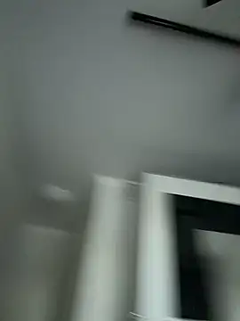 Hornyblond Bella online show from 04-29-26, 05:30