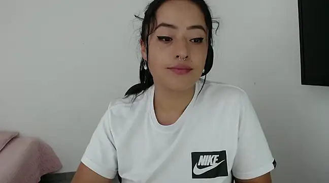 Snapshot of jjulietha95 chatting on 12-18-24, 04:09 jjulietha95 online show from 12-18-24, 04:09